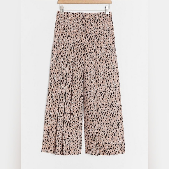 Anthropologie light pleated pants BNWT - Picture 4 of 6